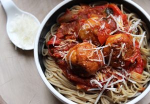 spaghettis-chichen-meatballs