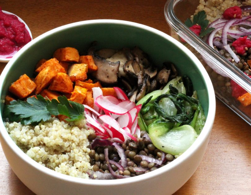 Buddha bowl au quinoa lentilles vertes et légumes d’hiver