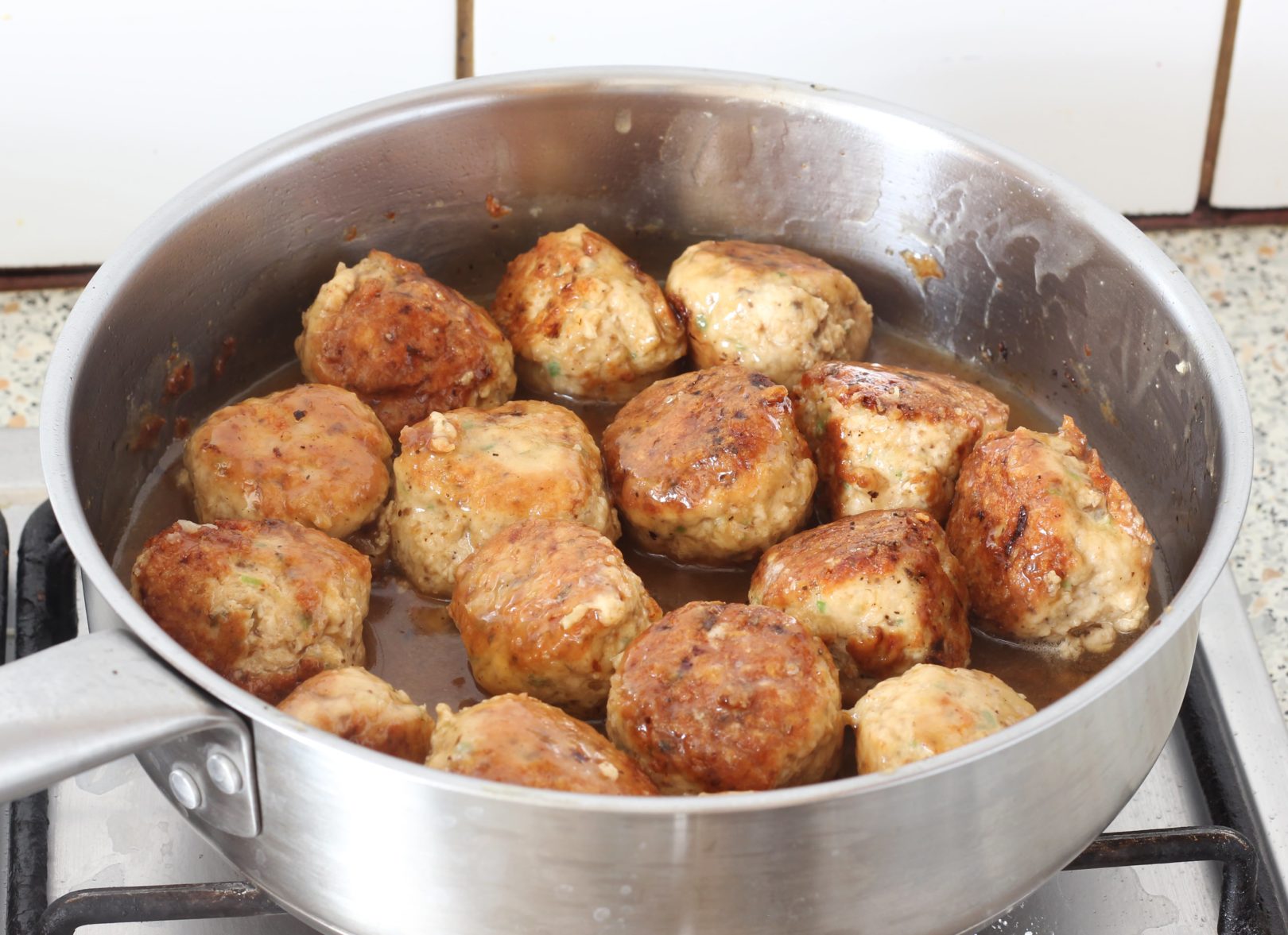 boulettes-poulet-a-la-japonaise-sauce