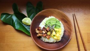 poke-bowl-tofu-marine-ananas