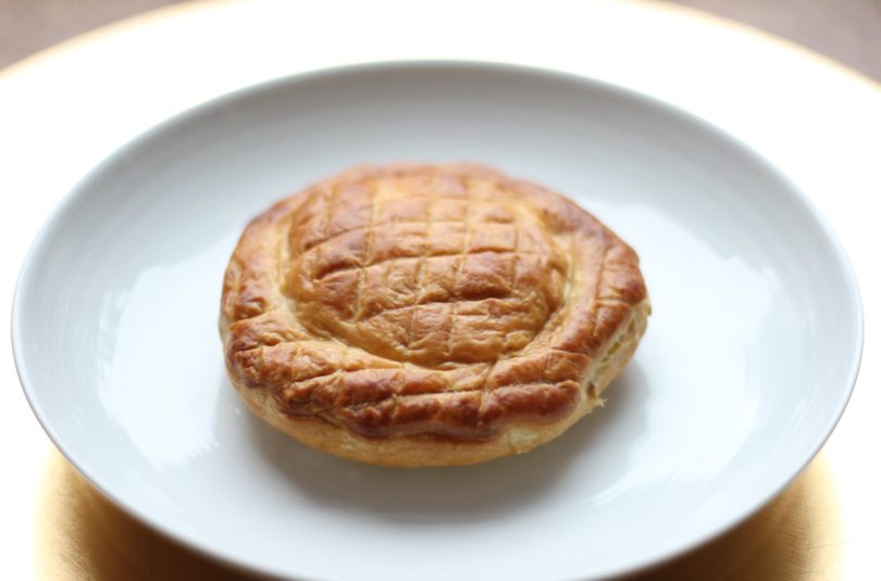 Mini galettes des rois à la crème d’amandes et pistaches