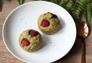 muffins-matcha-framboises